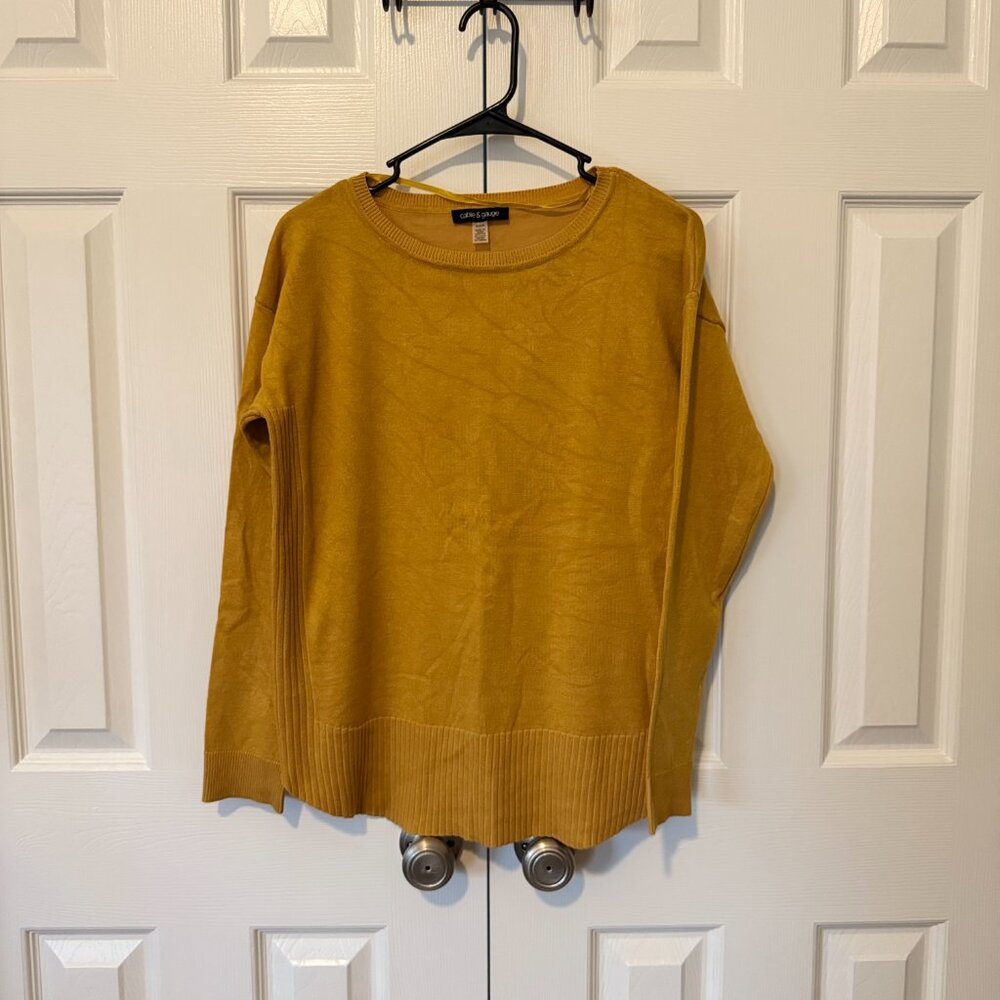 Sweaters Bundle - Picture 3 of 4